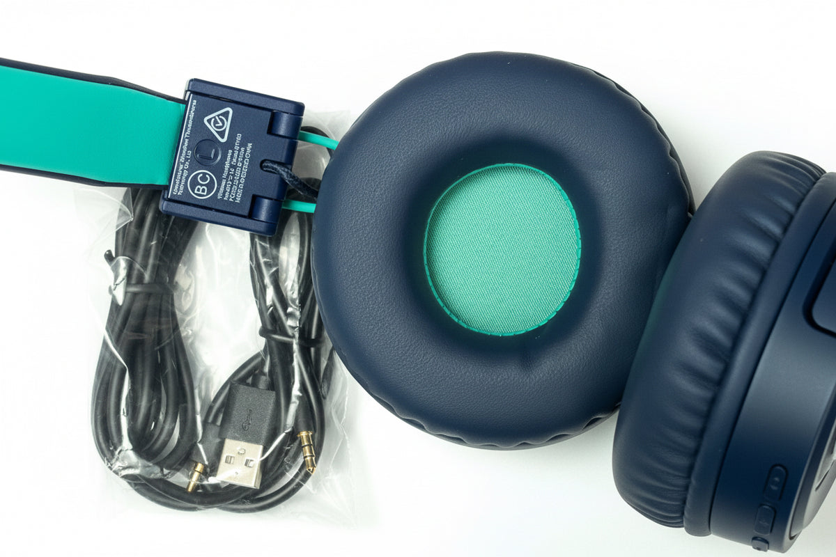iClever BTH03 Kids BluetoothWireless Headphones