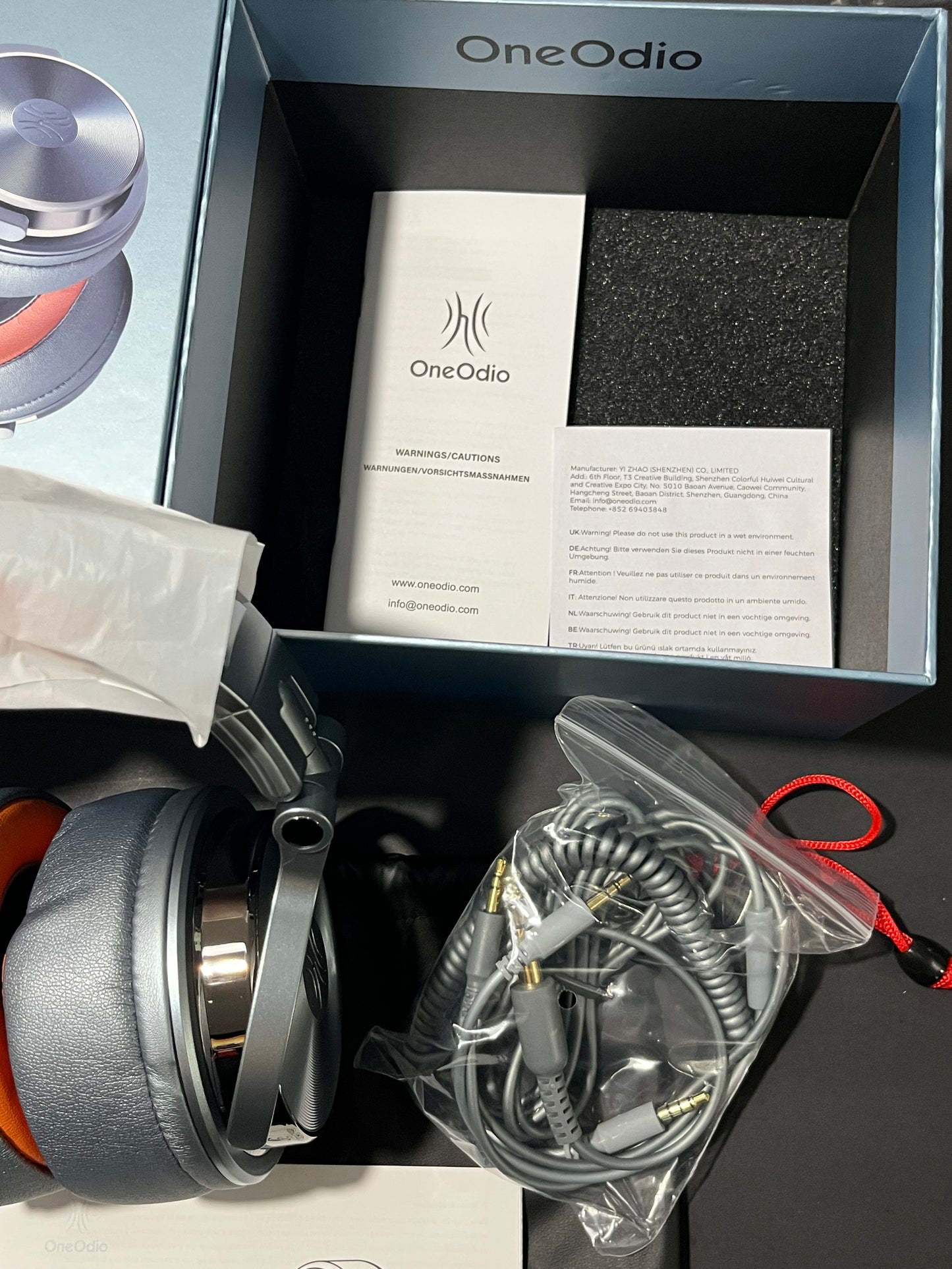 OneOdio STUDIO PRO 50 Professional Over-Ear DJ Monitor Headphones, 50mm Drivers