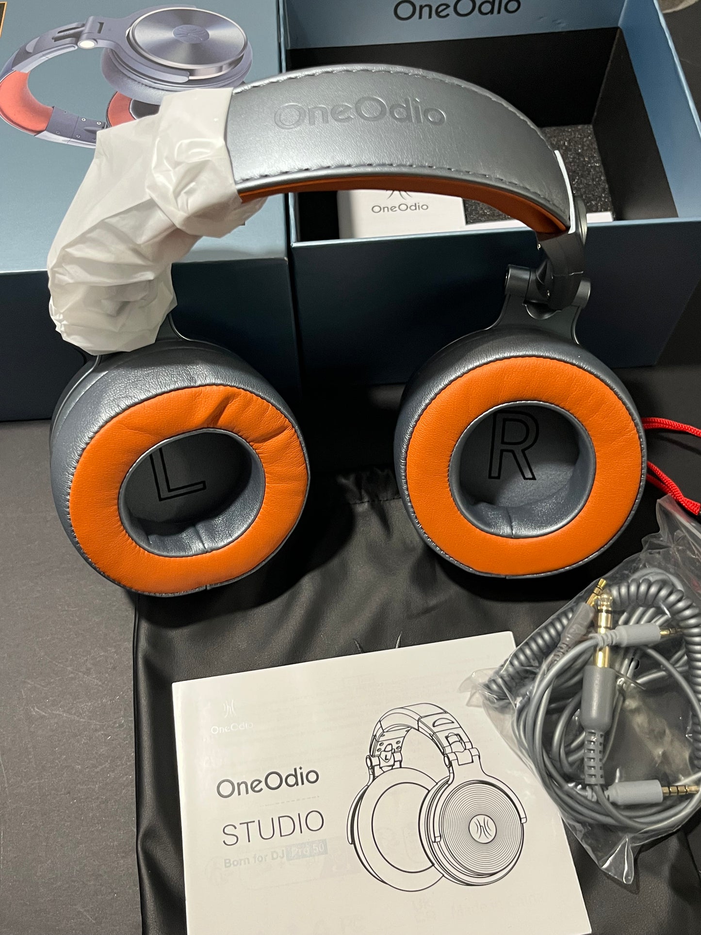 OneOdio STUDIO PRO 50 Professional Over-Ear DJ Monitor Headphones, 50mm Drivers