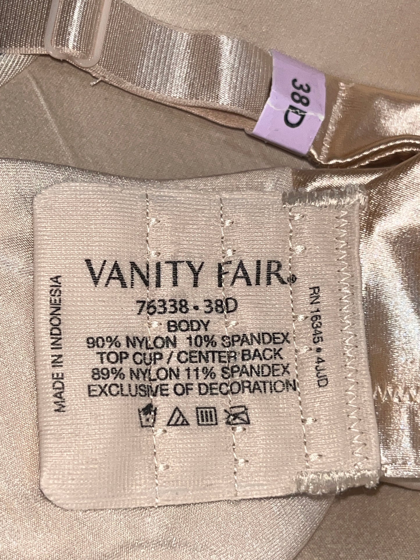 Vanity Fair Women's Illumination Full Figure Bra with Zoned in Support