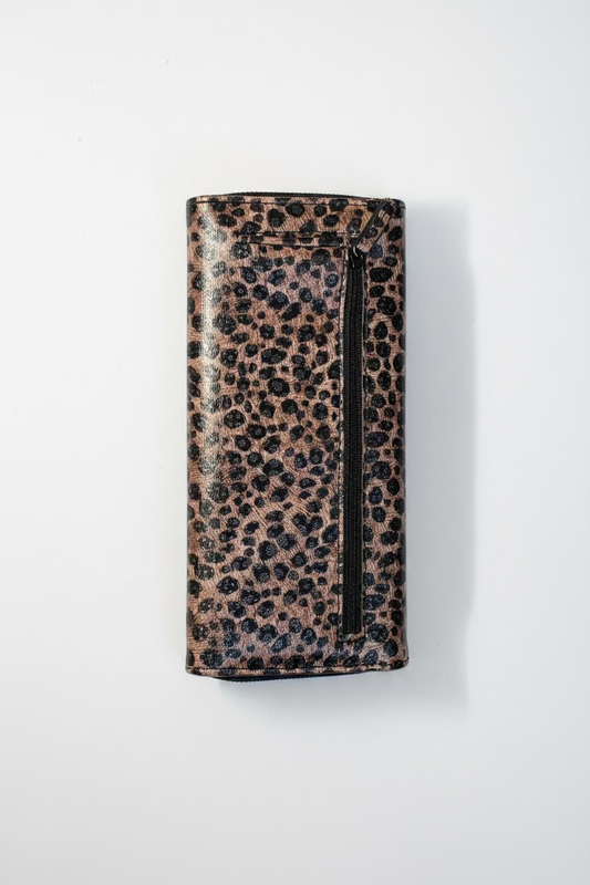 Kenneth Cole Leopard Print  Reaction Wallet